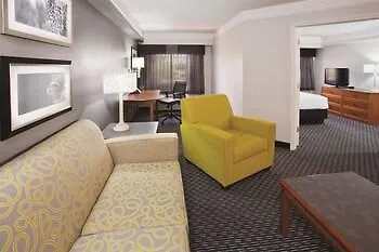 La Quinta By Wyndham Airport Hotel 3*