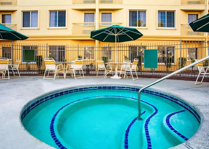 Hotel La Quinta By Wyndham Airport Tucson