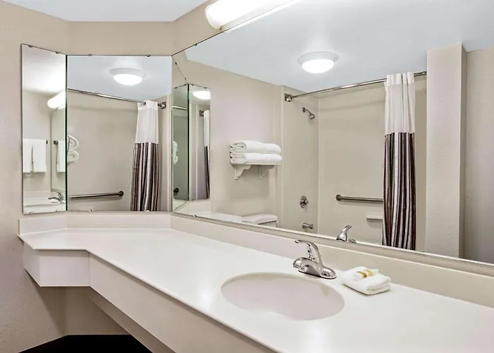 Hotel La Quinta By Wyndham Airport Tucson