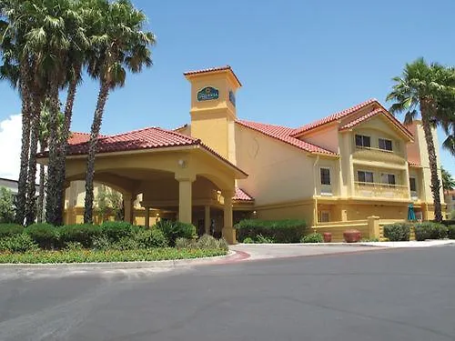 La Quinta By Wyndham Airport 3*